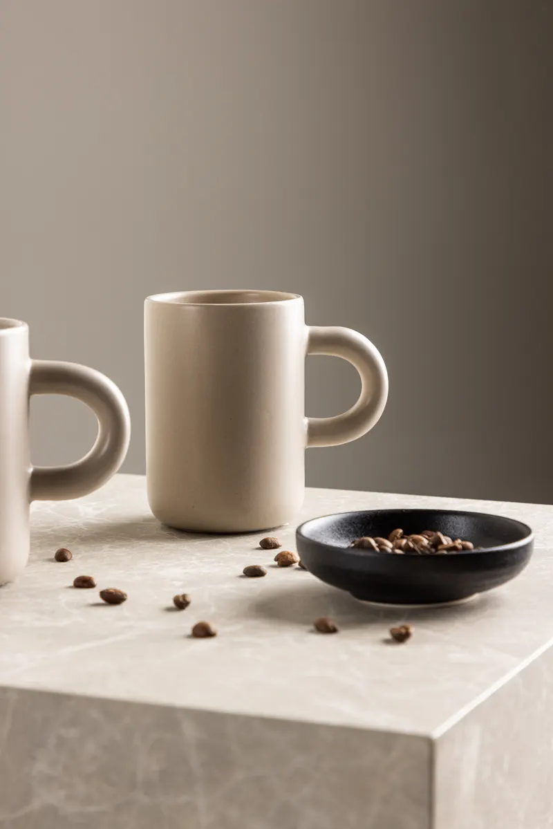 Active Kaffeetasse aus Bone China mit Henkel, im Wohnraum, Ansicht 2