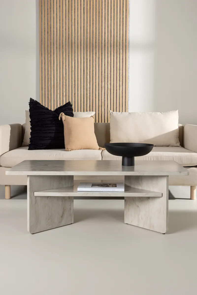 Ålesund eckiger Couchtisch in Marmoroptik in 120 × 60 cm, im Wohnraum, Ansicht 1