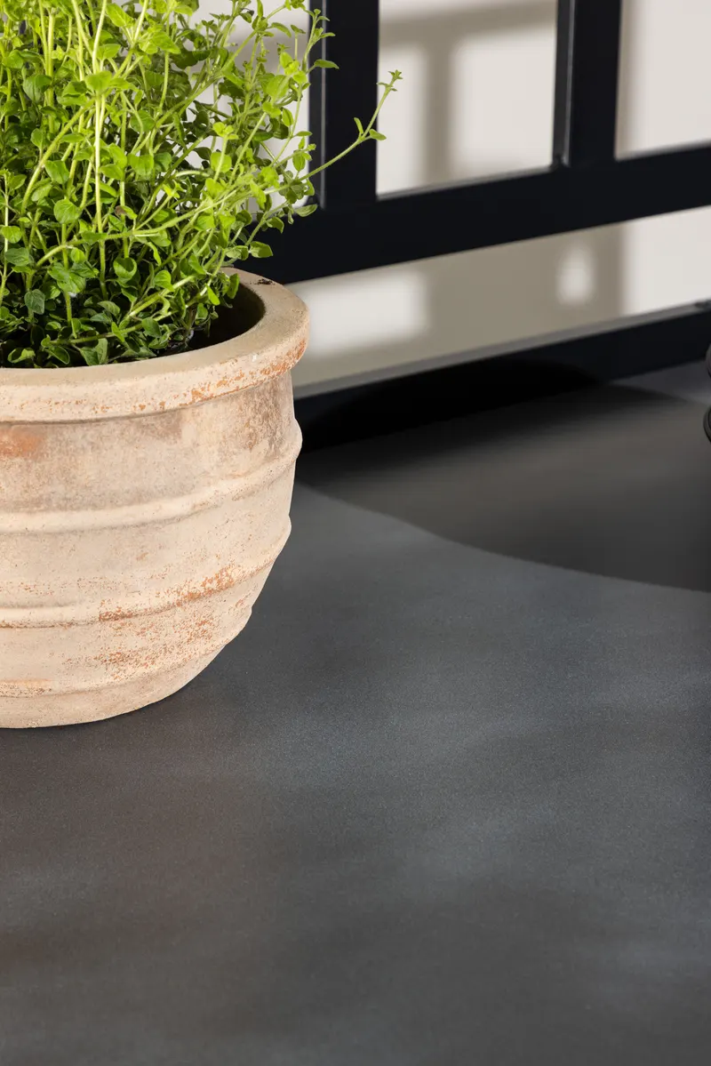 Alicante Outdoor-Küchenmodul mit Steinplatte, im Wohnraum, Ansicht 3