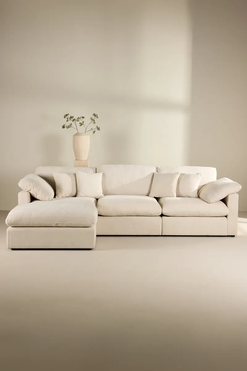 Amalfi Ecksofa mit Recamiere in Beige, im Wohnraum, Ansicht 6