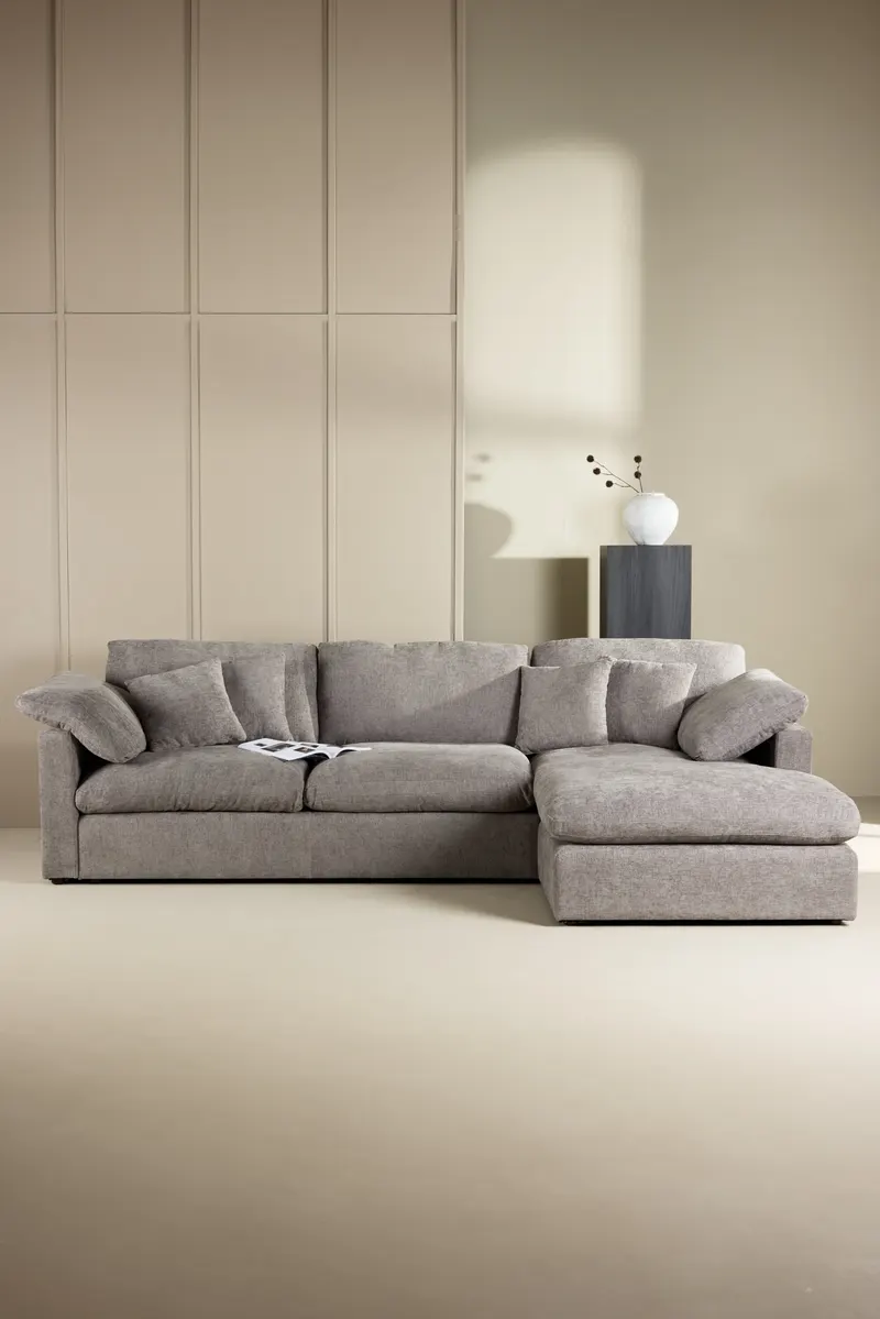 Amalfi Ecksofa mit Recamiere in Dunkelgrau, im Wohnraum, Ansicht 1
