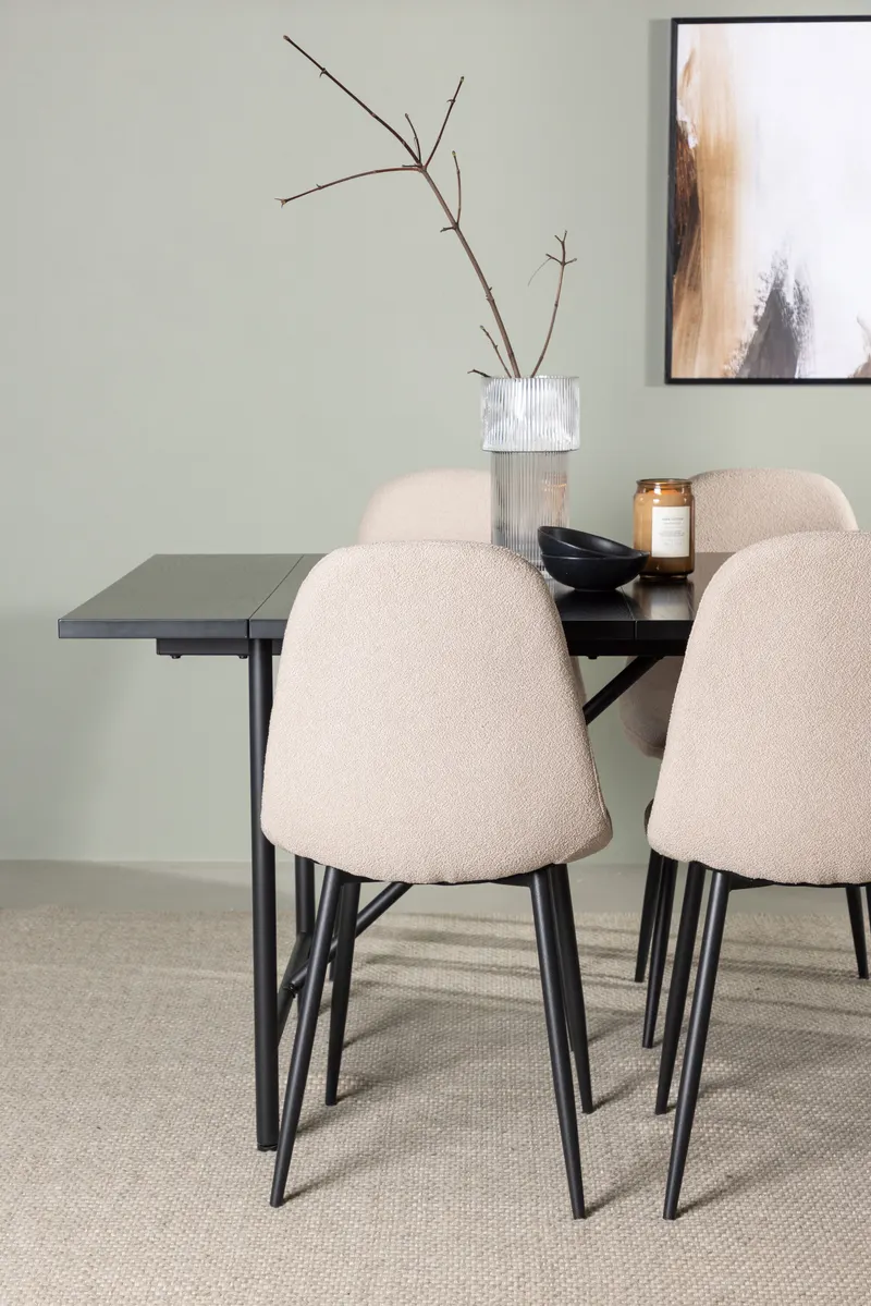Astrid & Polar Essgruppe mit rechteckigem Esstisch und 6 Polsterstühlen in Beige, Gestell Schwarz, im Wohnraum, Ansicht 2