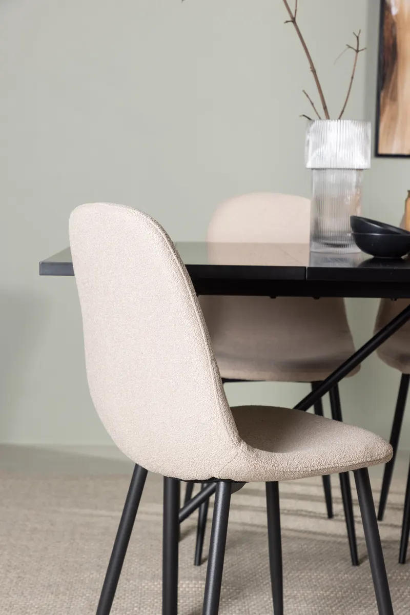 Astrid & Polar Essgruppe mit rechteckigem Esstisch und 6 Polsterstühlen in Beige, Gestell Schwarz, im Wohnraum, Ansicht 3