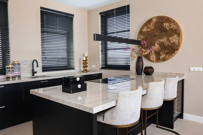 Aufbewahrungsdose Vivy, Schwarz, klein von Richmond Interiors, Wohnbeispiel 19, im Wohnraum