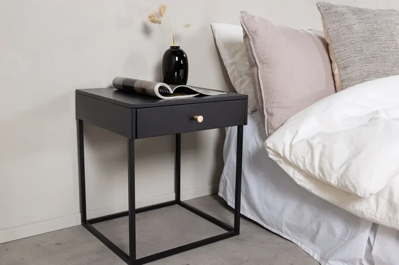 Bakal Nachttisch mit Stahlgestell in 43 × 41 cm, Schwarz, im Wohnraum, Ansicht 2