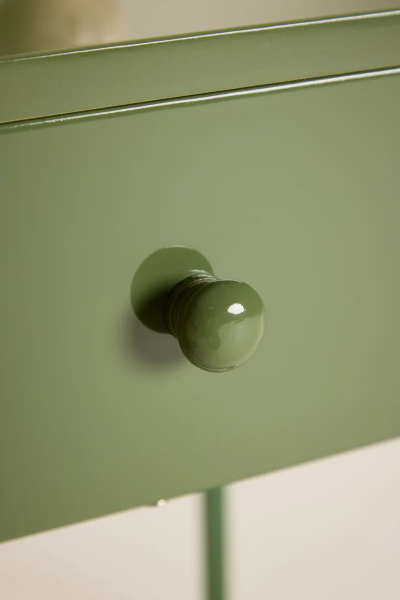 Bakal Nachttisch mit Stahlgestell in 41 × 41 cm, Grün, im Wohnraum, Ansicht 4