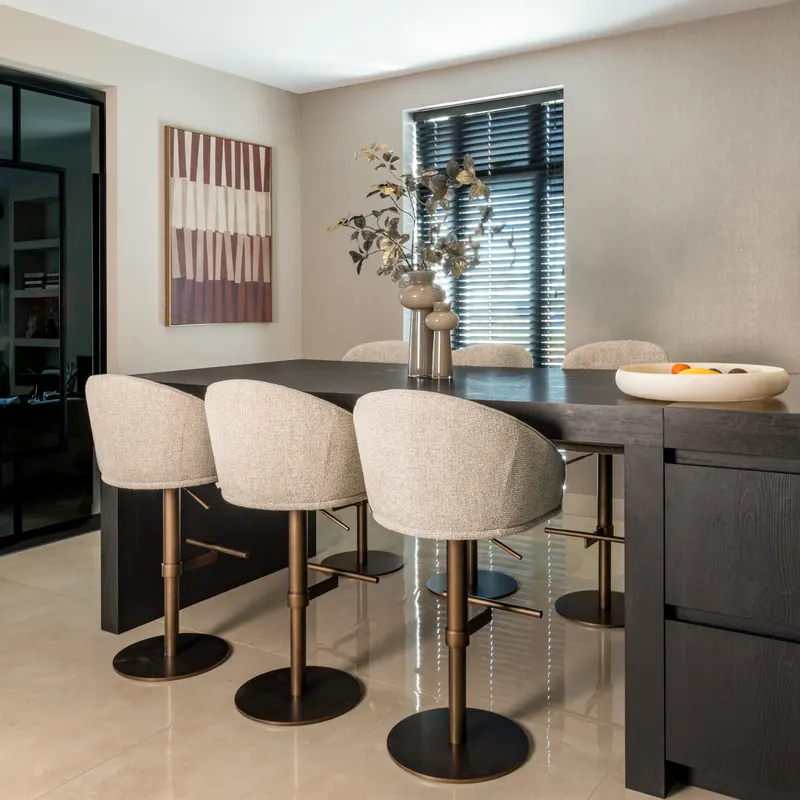 Barhocker Beverly, Natural fancy, drehbar von Richmond Interiors, Wohnbeispiel 9, im Wohnraum