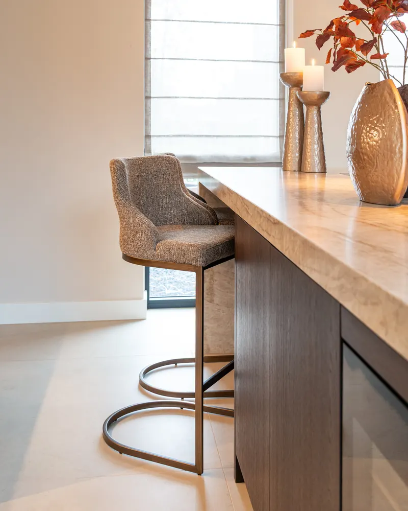 Barhocker Bolton, Brown tweed von Richmond Interiors, Wohnbeispiel 11, im Wohnraum