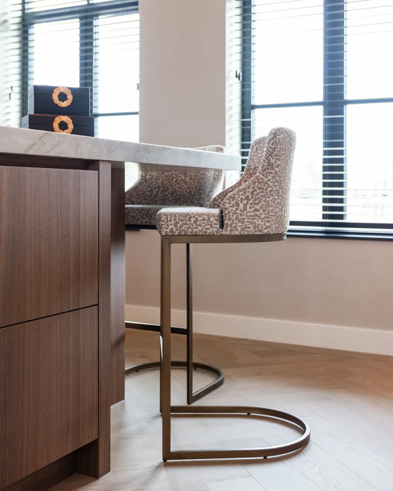 Barhocker Bolton, Natural geo von Richmond Interiors, Wohnbeispiel 9, im Wohnraum
