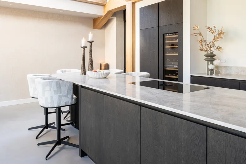 Barhocker Cheyenne, Beige graffic, drehbar von Richmond Interiors, Wohnbeispiel 20, im Wohnraum