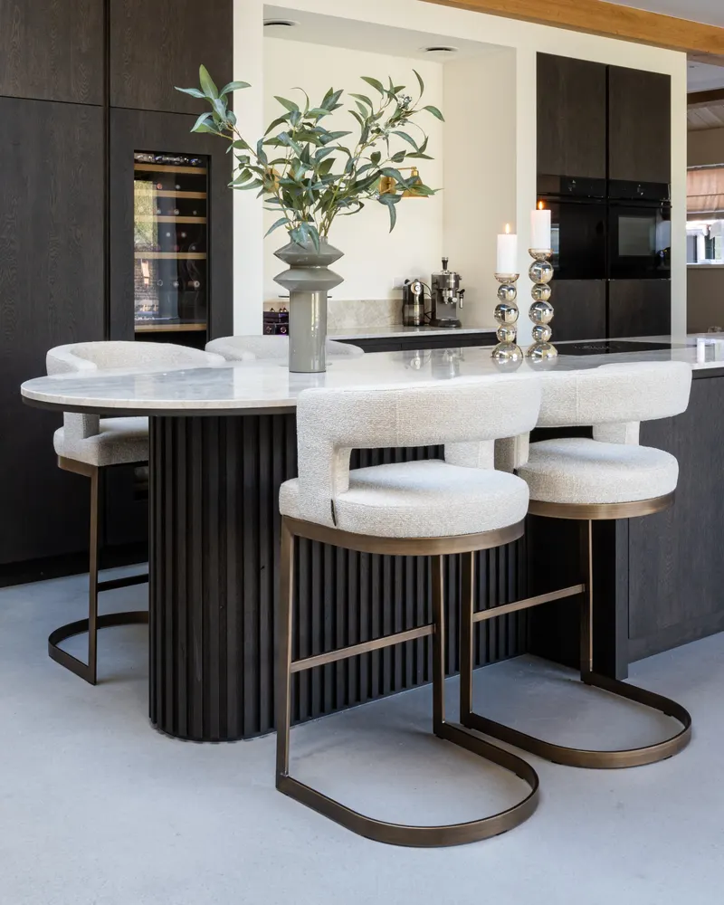 Barhocker Ellis, Biscotti von Richmond Interiors, Wohnbeispiel 18, im Wohnraum