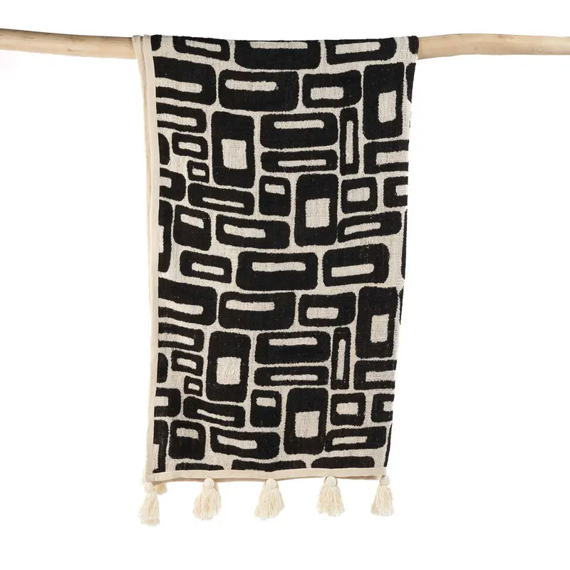 The Aztec Bed Throw Plaid aus Baumwolle von Bazar Bizar, Größe 240 × 128 cm, Natur / Schwarz, Ansicht 7