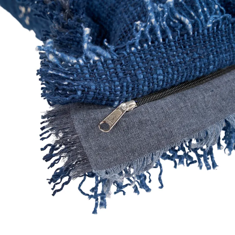 The Azure Fringe Cushion Cover Kissenbezug von Bazar Bizar, Größe 50 × 50 cm, Indischblau, Ansicht 7