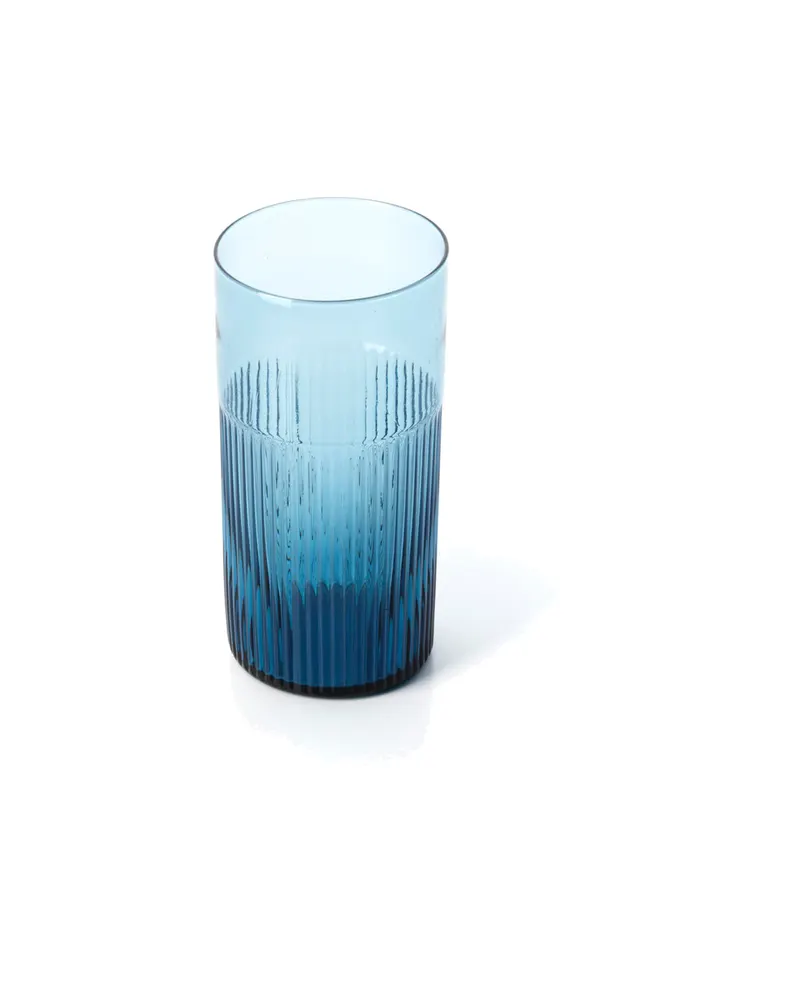 The Azure Rippled High Tumbler Trinkglas von Bazar Bizar, Größe 7 × 7 × 15 cm, Indischblau, Ansicht 2