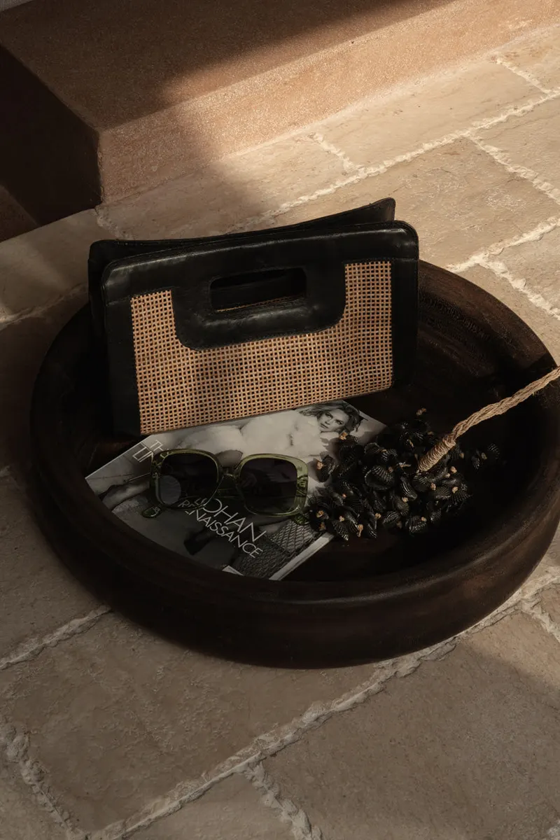 The Banyan Bowl Schale aus Mangoholz von Bazar Bizar, Größe 50 × 50 × 10 cm, dunkles Walnussbraun, Ansicht 2