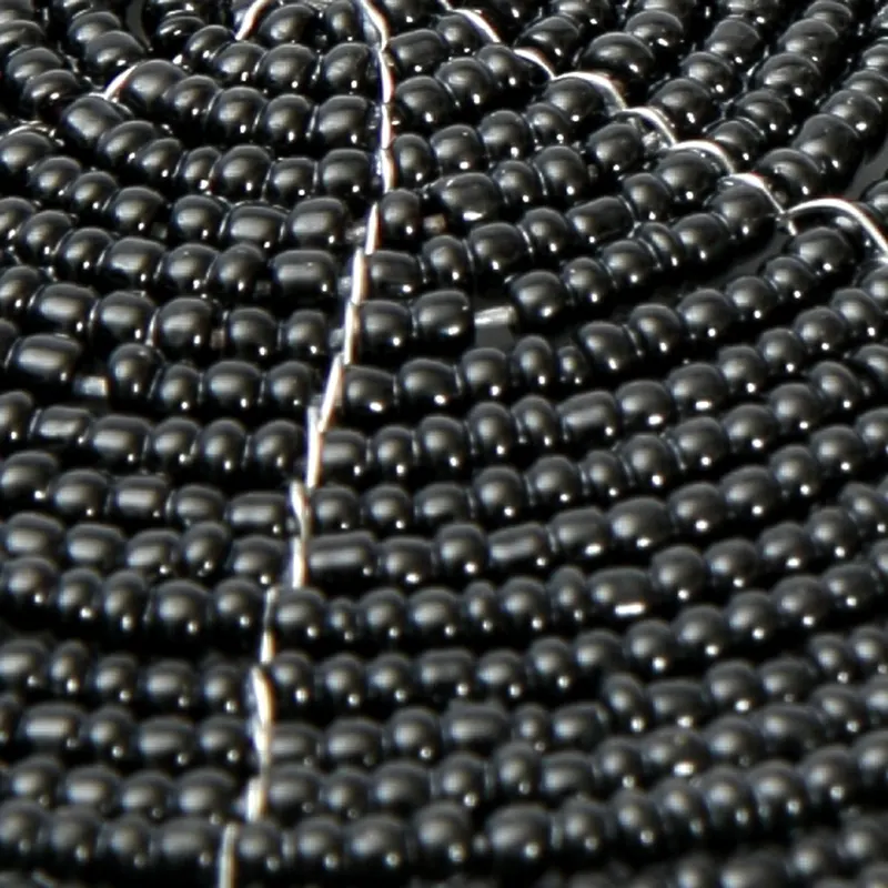 The Beaded Coaster Untersetzer aus Perlen von Bazar Bizar, Größe 10 × 10 × 1 cm, Schwarz, Ansicht 3