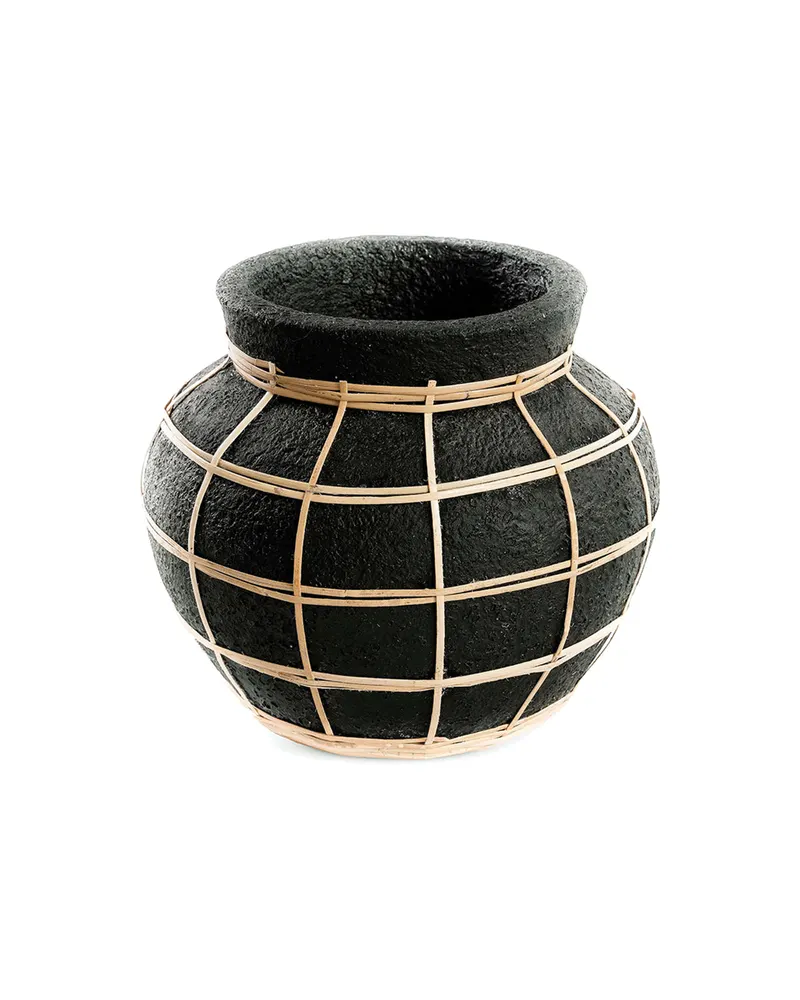 The Belly Vase Terrakotta-Rattan-Vase, Schwarz / Natur