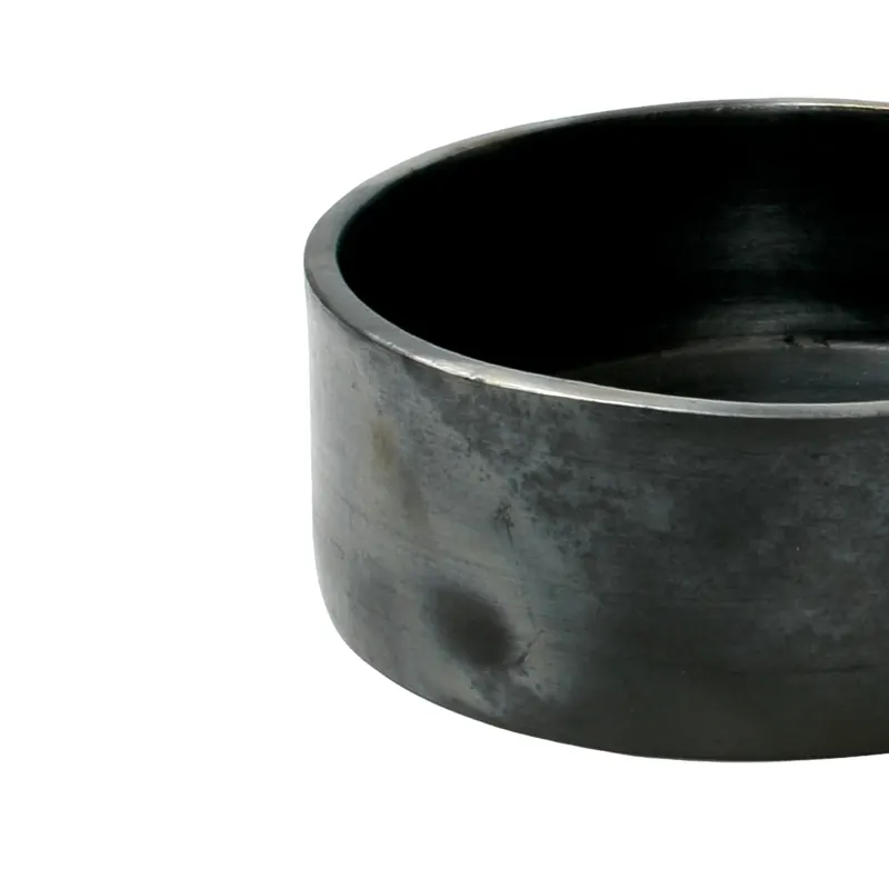 The Burned Cylinder Dish Servierschale in Schwarz von Bazar Bizar, Größe L, Ansicht 4