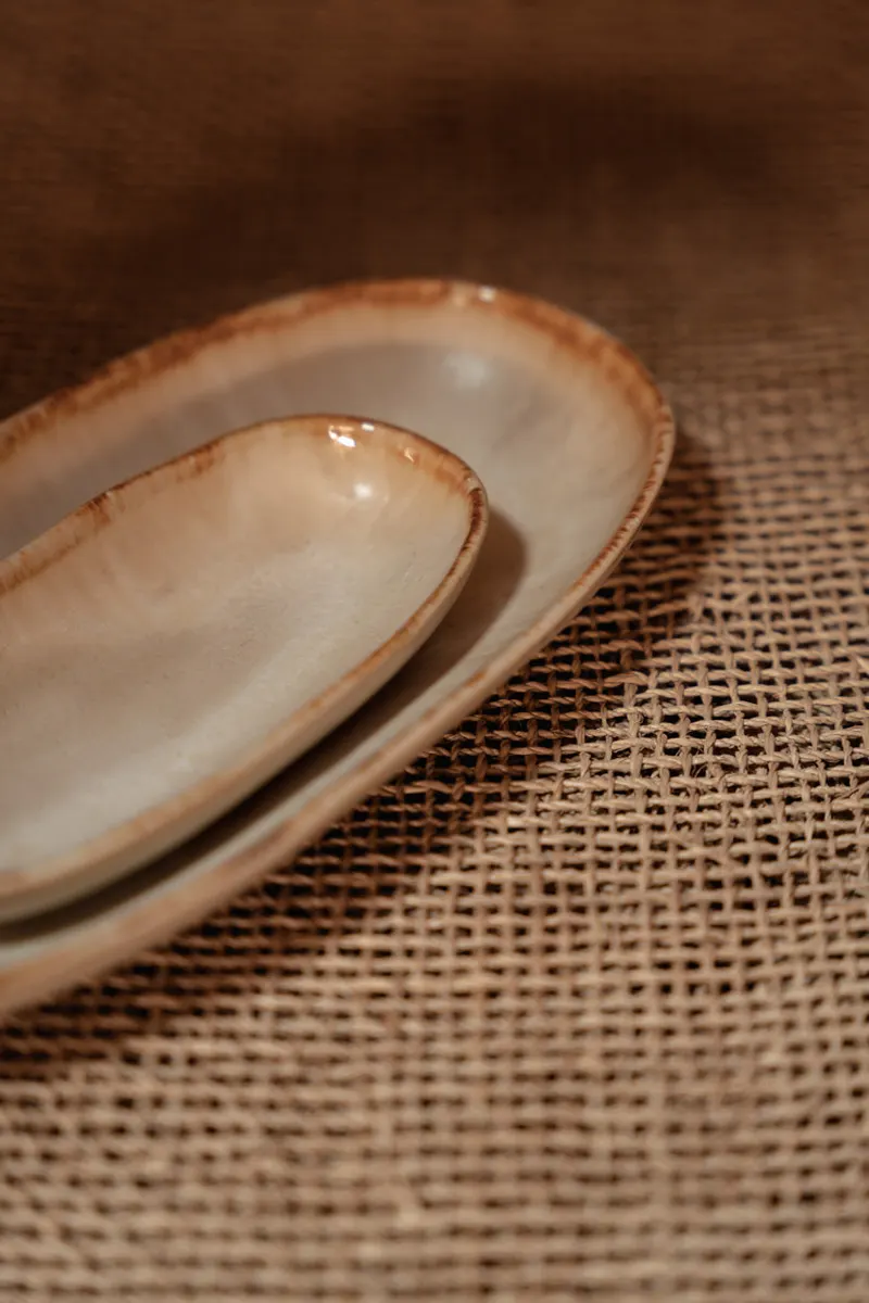 The Cascais Oval Plate Steinzeugteller von Bazar Bizar, Größe S, Weiß, Ansicht 3