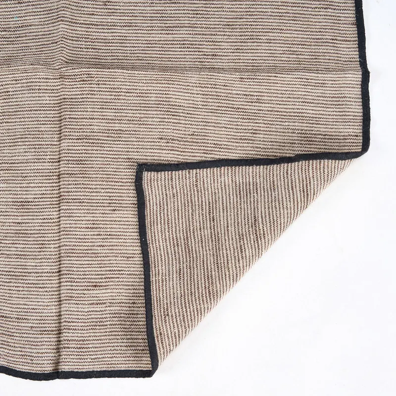 The Code Linen Napkin, Leinenserviette von Bazar Bizar, Größe 45 × 45 cm, Natur / Schwarz, Ansicht 7