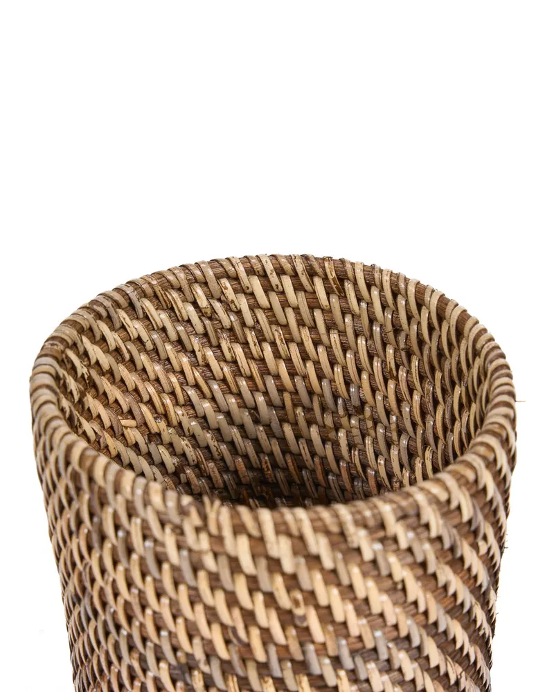 The Colonial Cutlery Holder Rattan-Besteckhalter von Bazar Bizar, Größe 11 × 11 × 17 cm, Natur / Braun, Ansicht 3