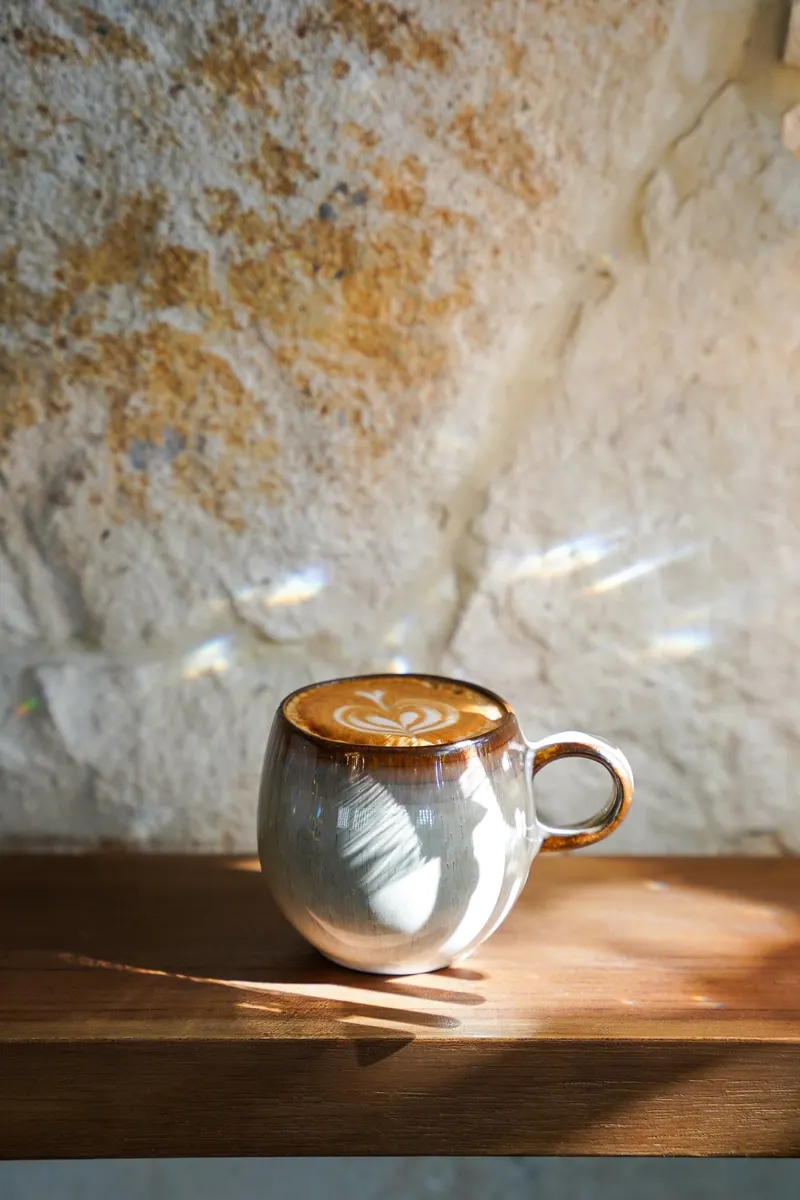 The Comporta Mug Tasse aus Steinzeug, mehrfarbig von Bazar Bizar, Größe M, Ansicht 6