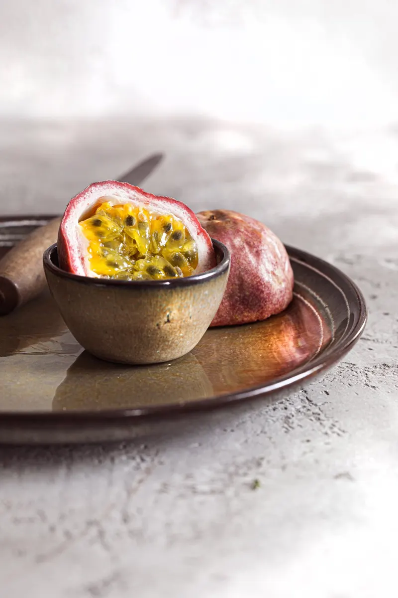 The Comporta Sauce Bowl, mehrfarbige Schale von Bazar Bizar, Größe XS, Ansicht 4