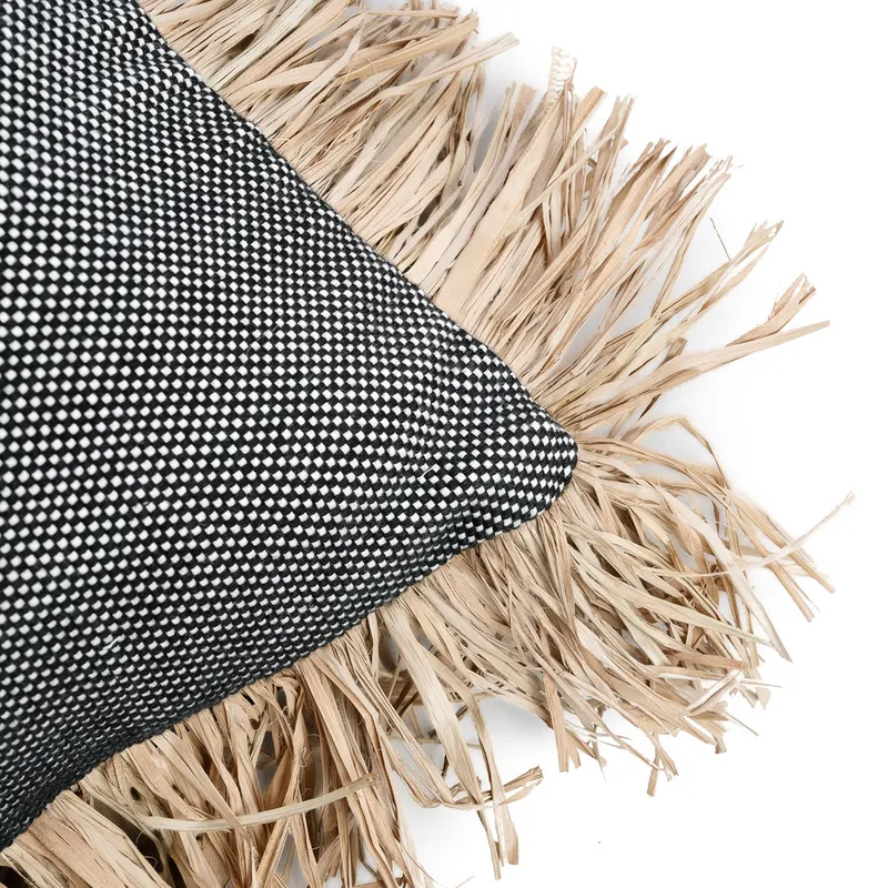 The Cotton Bonita Cushion Cover Kissenbezug von Bazar Bizar, Größe 30 × 50 cm, Natur / Schwarz, Ansicht 7