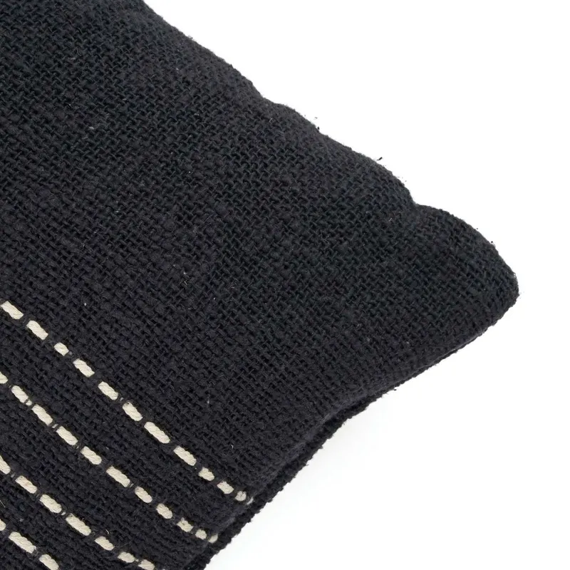 The Drizle Cushion Cover Kissenbezug aus Baumwolle von Bazar Bizar, Größe 50 × 50 cm, Schwarz / Weiß, Ansicht 4