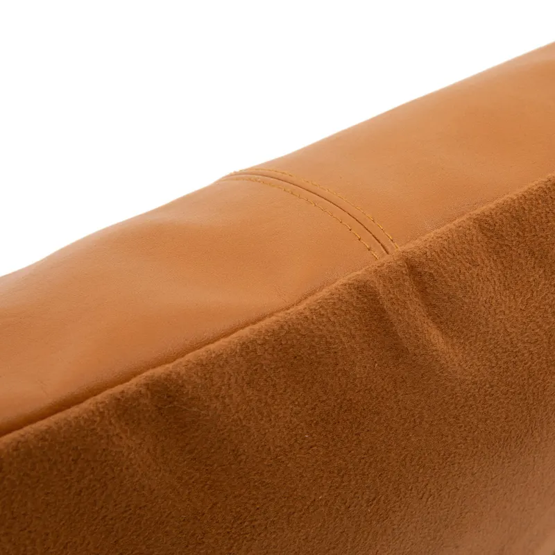 The Four Panel Leather Cushion Cover Kissenbezug von Bazar Bizar, Größe 40 × 40 cm, Camel, Ansicht 3