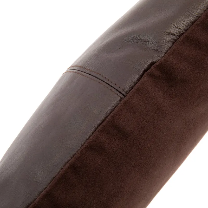 The Four Panel Leather Cushion Cover Kissenbezug von Bazar Bizar, Größe 40 × 40 cm, Schokoladenbraun, Ansicht 4