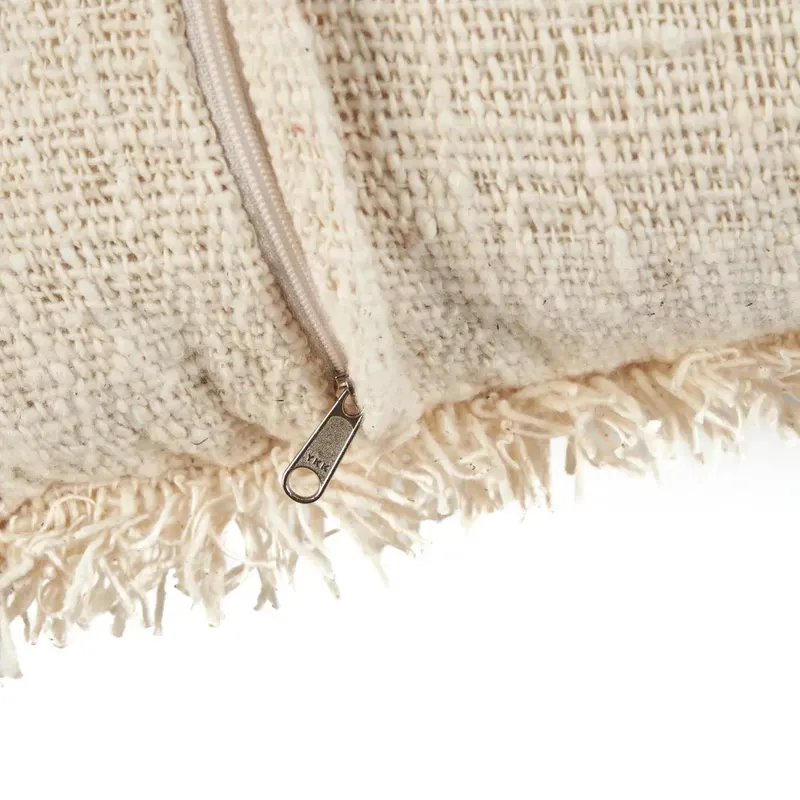 The French Kiss Cushion Cover Kissenbezug Natur / Schwarz von Bazar Bizar, Größe 50 × 50 cm, Ansicht 5