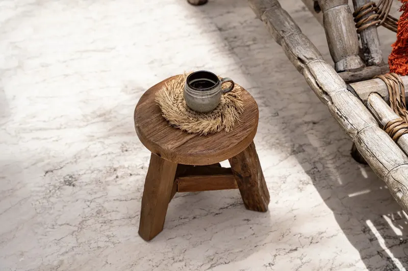 The Fringe Raffia Coaster Untersetzer aus Naturfasern von Bazar Bizar, Größe 16 × 16 × 1 cm, Ansicht 4
