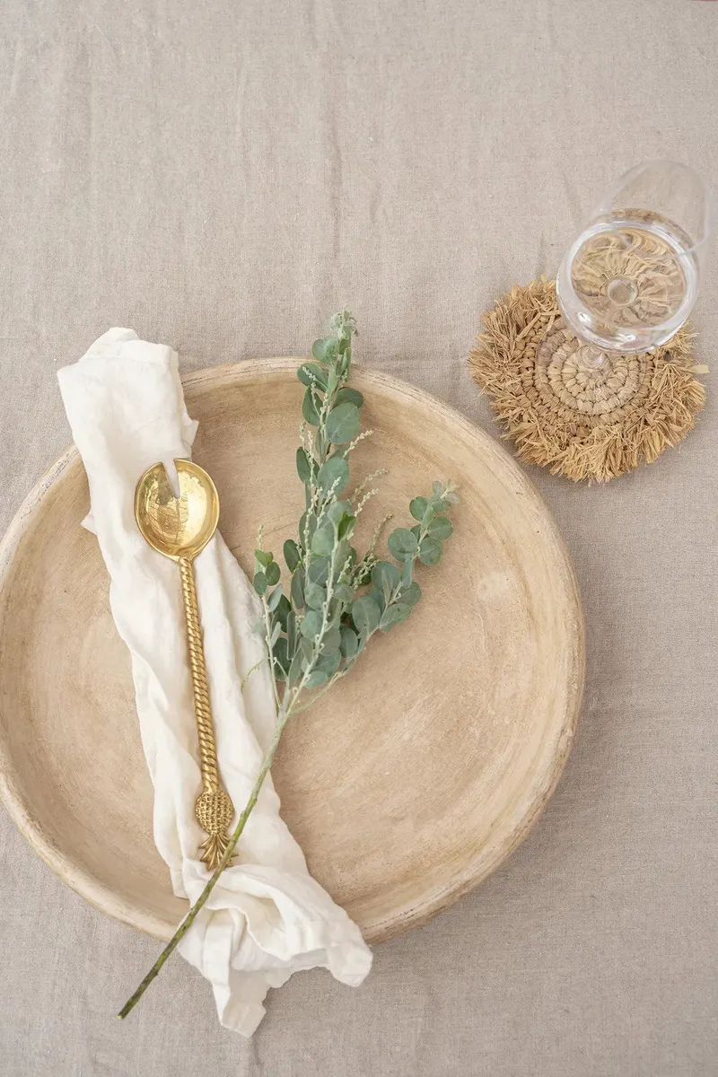 The Fringe Raffia Coaster Untersetzer aus Naturfasern von Bazar Bizar, Größe 16 × 16 × 1 cm, Ansicht 8