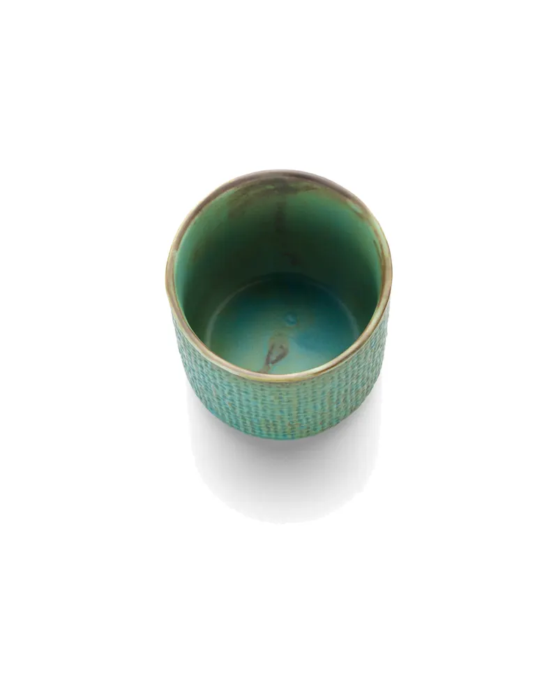 The Lagoon Cup Keramikbecher in Lagunenblau von Bazar Bizar, Größe 7 × 7 × 7 cm, Ansicht 2