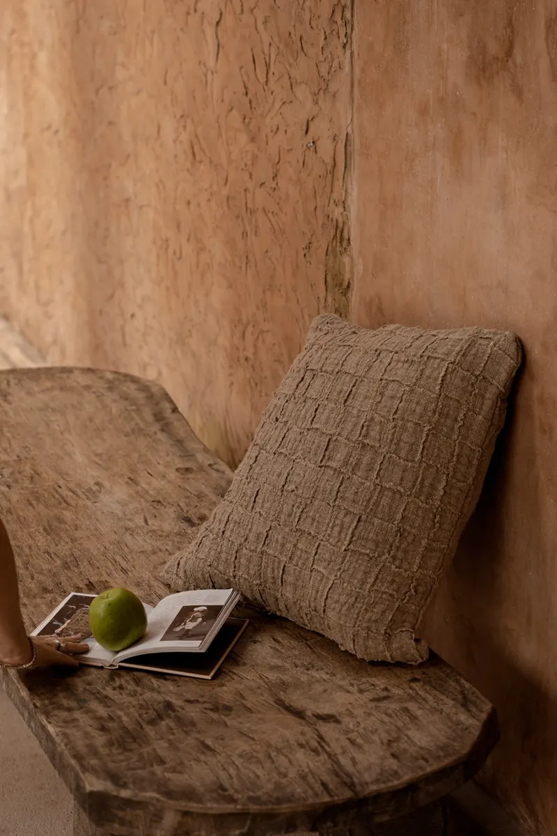 The Linen Damier Cushion Cover, Kissenbezug aus Leinen von Bazar Bizar, Größe 50 × 50 cm, Natur, Ansicht 3
