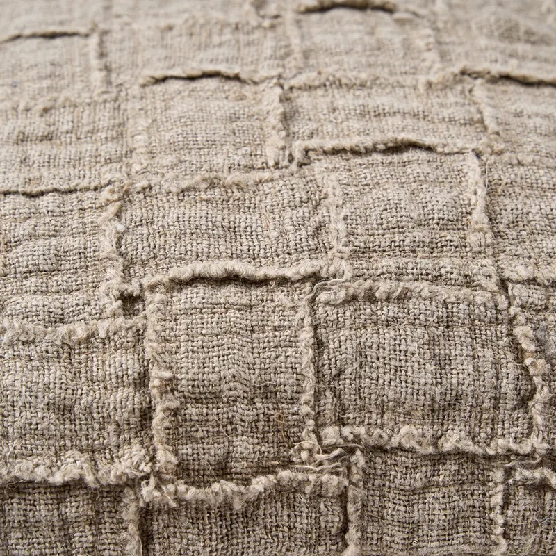 The Linen Damier Cushion Cover, Kissenbezug aus Leinen von Bazar Bizar, Größe 50 × 50 cm, Natur, Ansicht 9