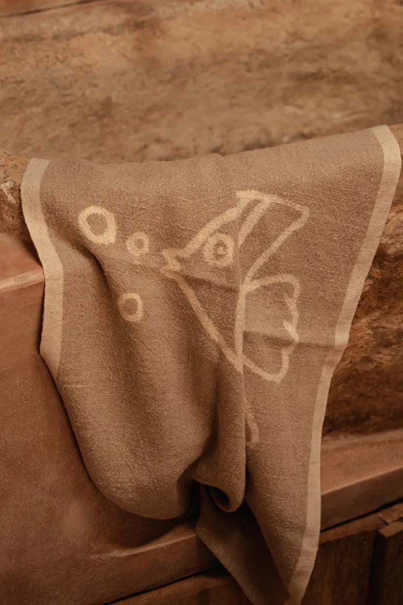 The Linen Fish Kitchen Towel Leinen-Küchentuch von Bazar Bizar, Größe 50 × 70 cm, Natur / Weiß, Ansicht 3