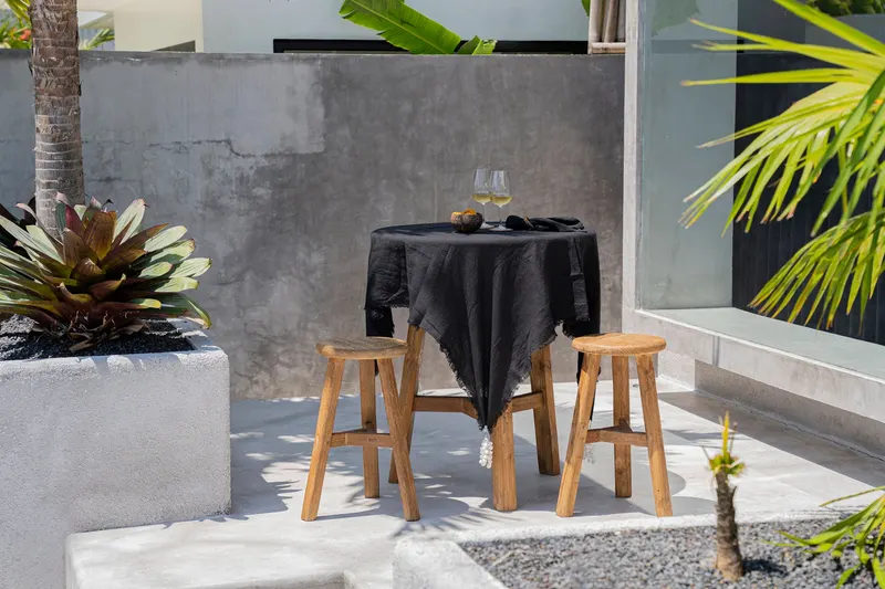 The Linen Tablecloth Leinentischdecke von Bazar Bizar, Größe 150 × 200 cm, Schwarz, Ansicht 3