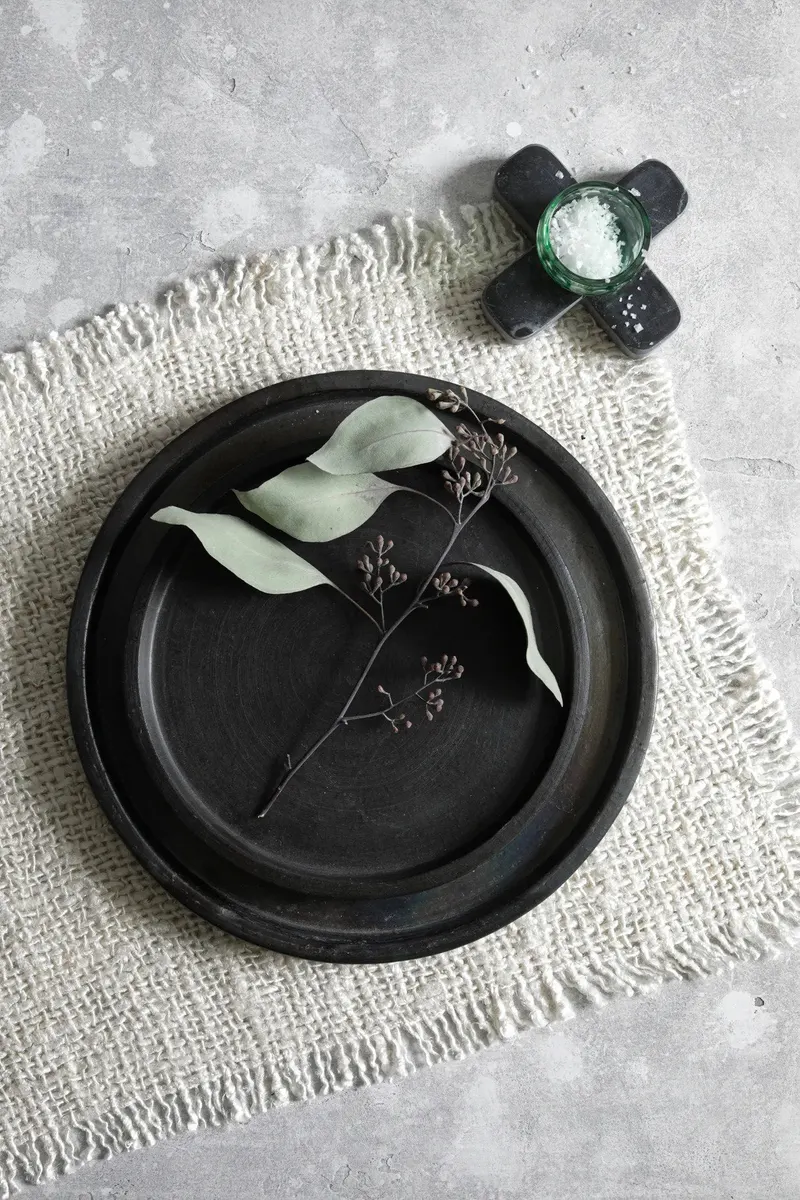 The Marble Pan Coaster Marmor-Untersetzer von Bazar Bizar, Größe 12 × 12 × 1 cm, Schwarz, Ansicht 4
