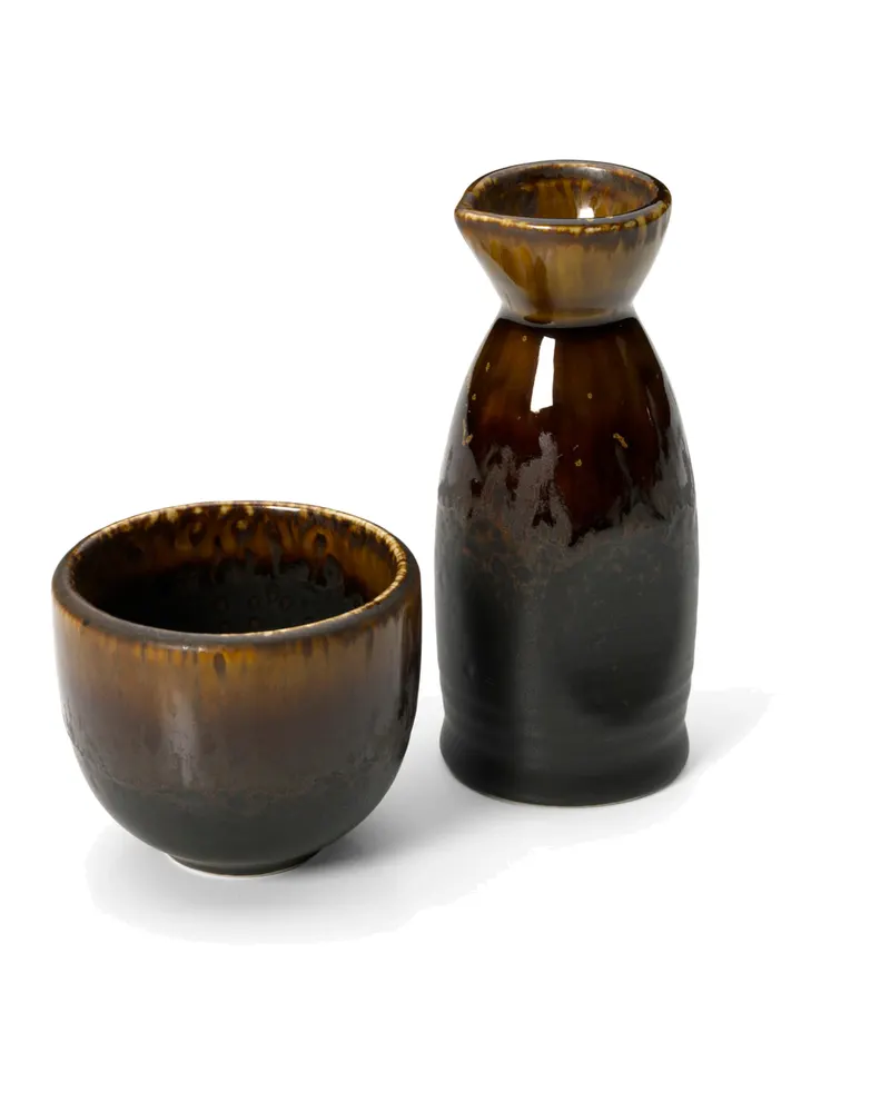 The Merapi Saké Pourer Keramik-Karaffe von Bazar Bizar, Größe 5 × 5 × 12 cm, Braun, Ansicht 4