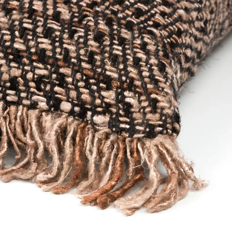 The Oh My Gee Cushion Cover Kissenbezug aus Baumwolle von Bazar Bizar, Größe 60 × 60 cm, Schwarz / Kupfer, Ansicht 3