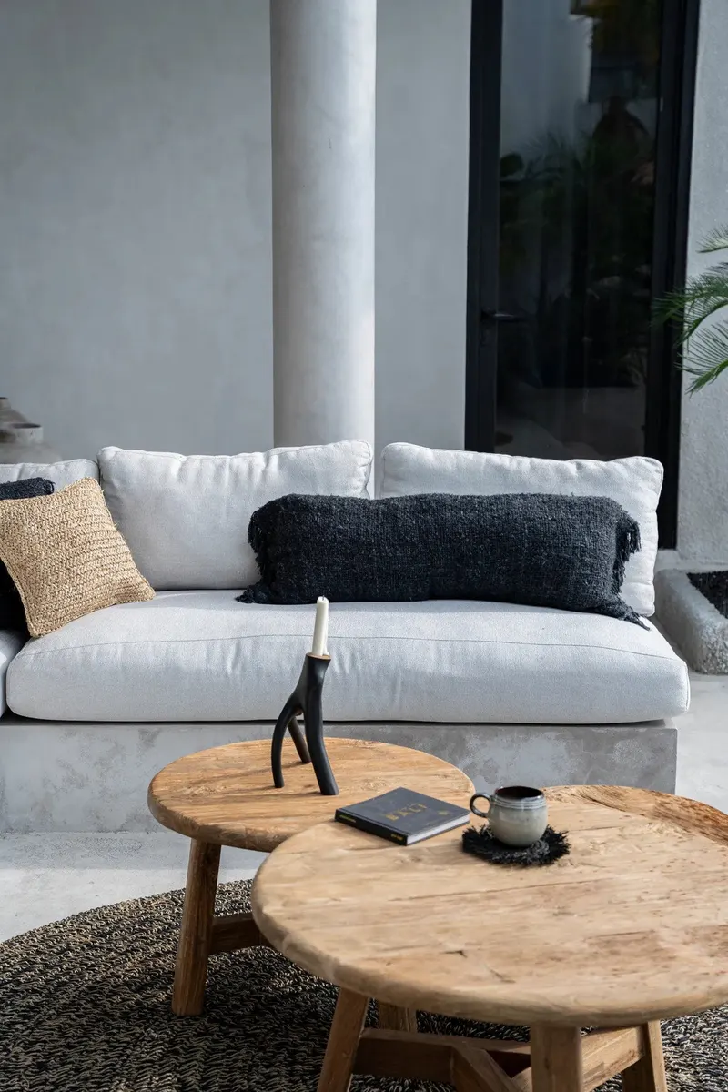 The Oh My Gee Cushion Cover Kissenbezug aus Baumwolle von Bazar Bizar, Größe 35 × 100 cm, Marineschwarz, Ansicht 2