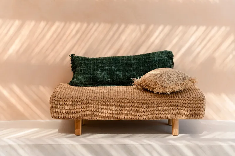 The Oh My Gee Cushion Cover Kissenbezug aus Baumwolle von Bazar Bizar, Größe 35 × 100 cm, Grün, Ansicht 4