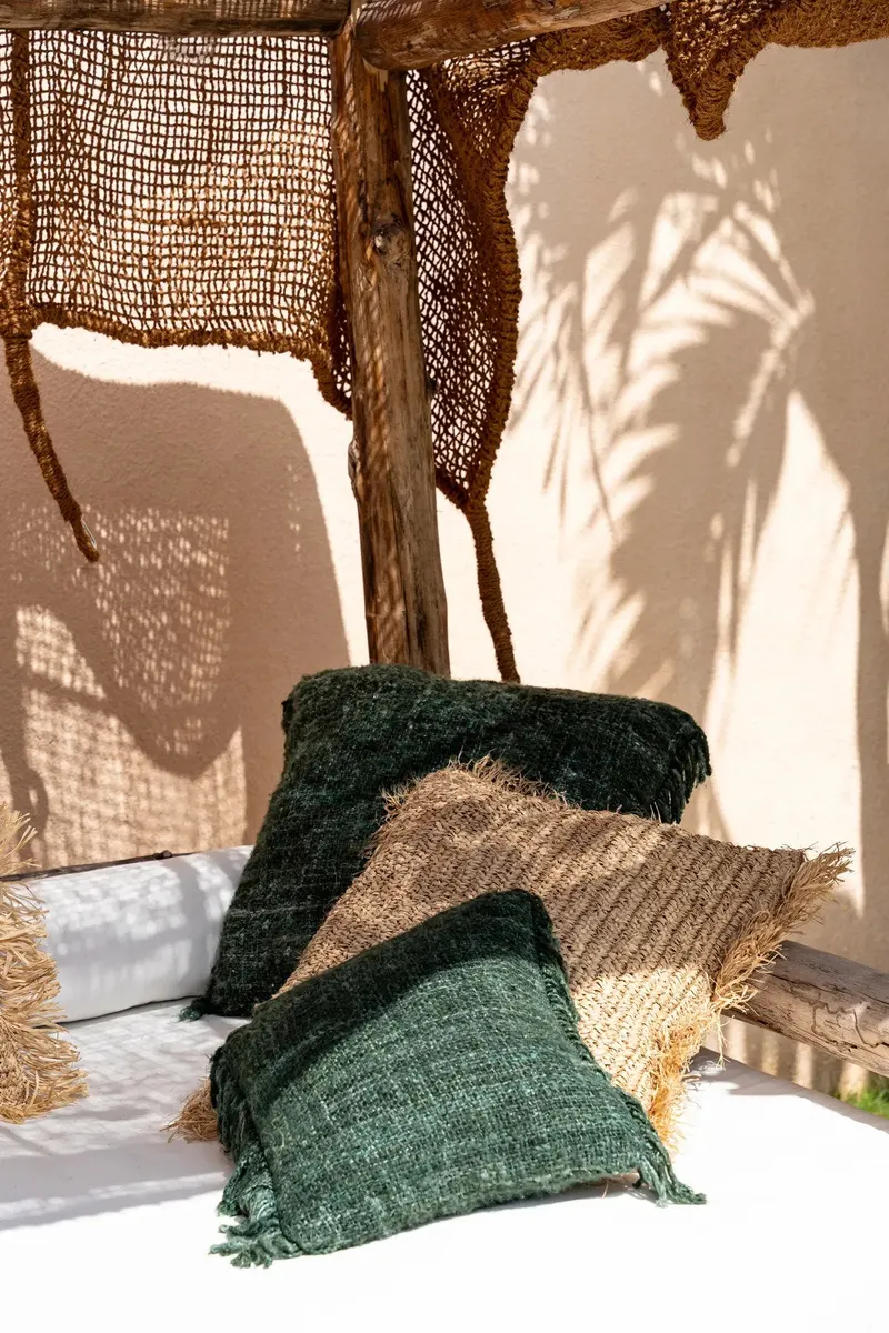 The Oh My Gee Cushion Cover Kissenbezug aus Baumwolle von Bazar Bizar, Größe 60 × 60 cm, Grün, Ansicht 2