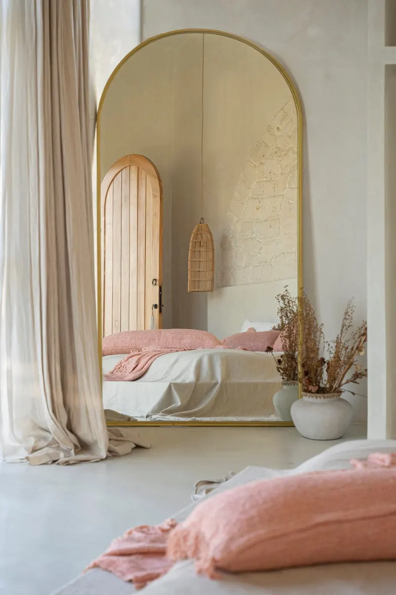 The Oh My Gee Cushion Cover Kissenbezug aus Baumwolle von Bazar Bizar, Größe 35 × 100 cm, Rosa, Ansicht 4
