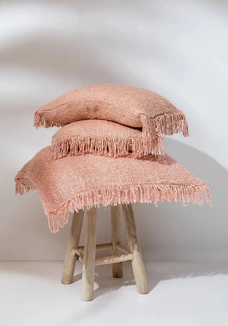 The Oh My Gee Cushion Cover Kissenbezug aus Baumwolle von Bazar Bizar, Größe 40 × 40 cm, Rosa, Ansicht 4