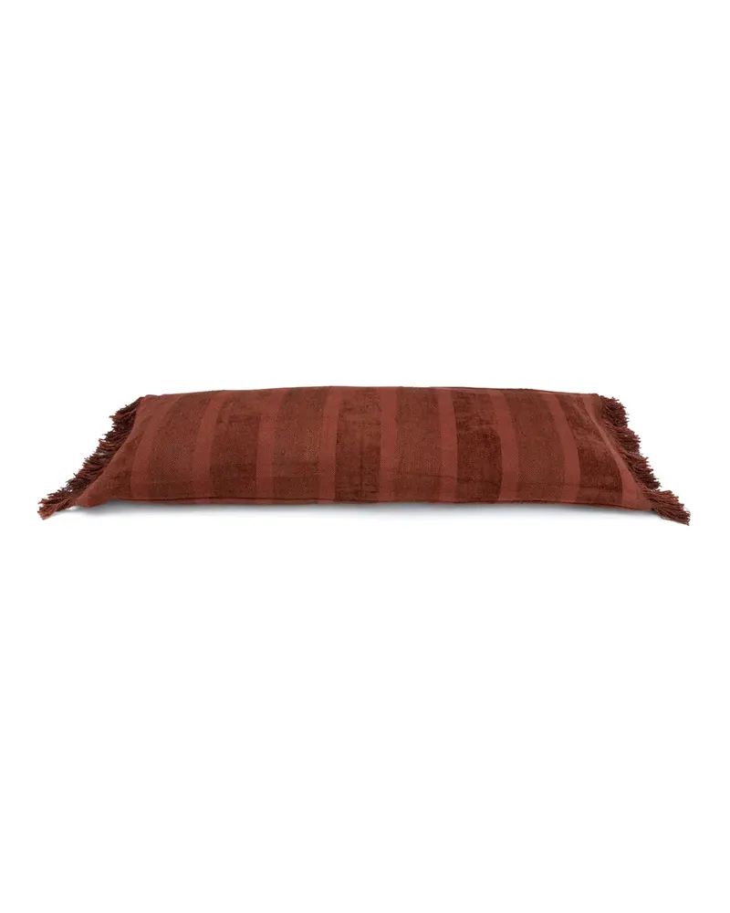 The Oh My Gee Cushion Cover Kissenbezug aus Samt von Bazar Bizar, Größe 35 × 100 cm, Bordeaux-Samt, Ansicht 6