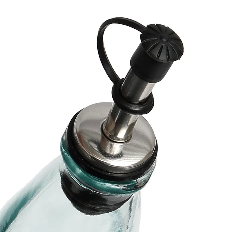 The Olive Oil Bottle N°03 Vorratsflasche aus Recyclingglas von Bazar Bizar, Größe 6 × 6 × 23 cm, Blau, Ansicht 4