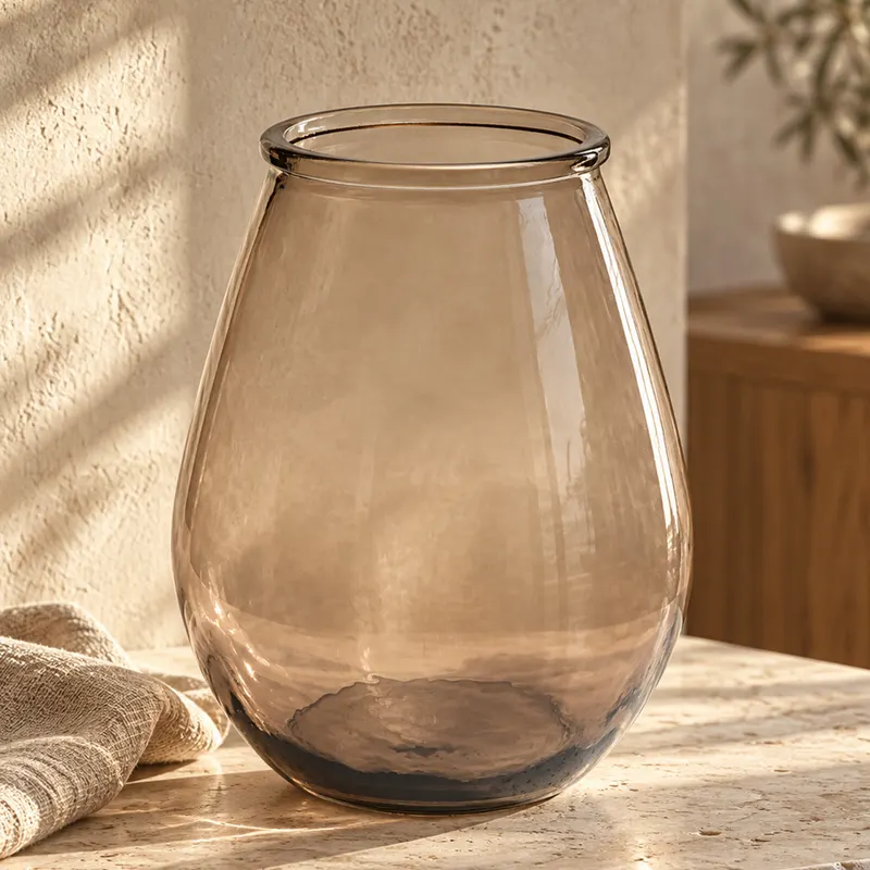 The Qiezi Vase, Vase aus Recyclingglas von Bazar Bizar, Größe L, Beige, Ansicht 2